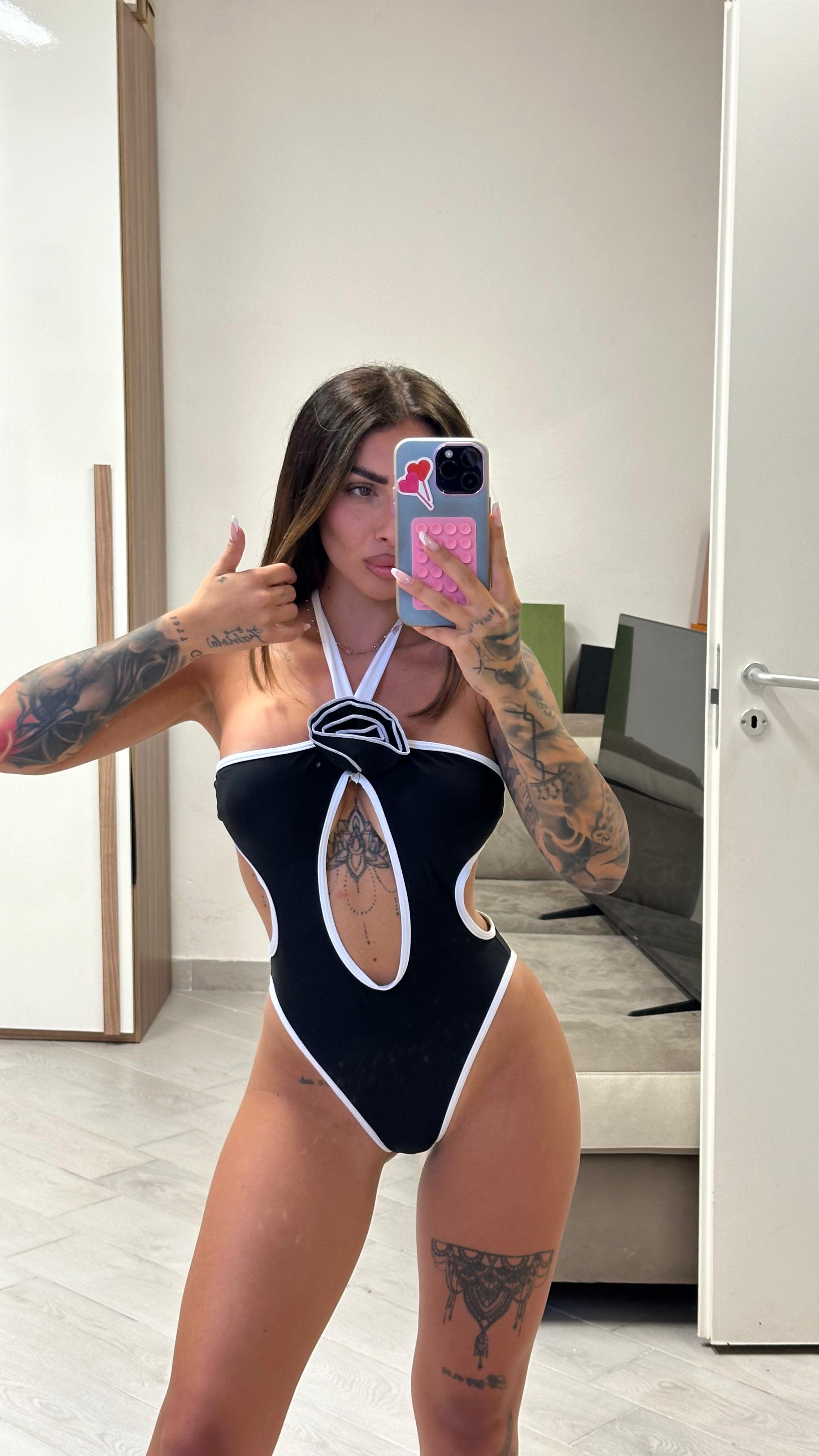 Intero Rose Black